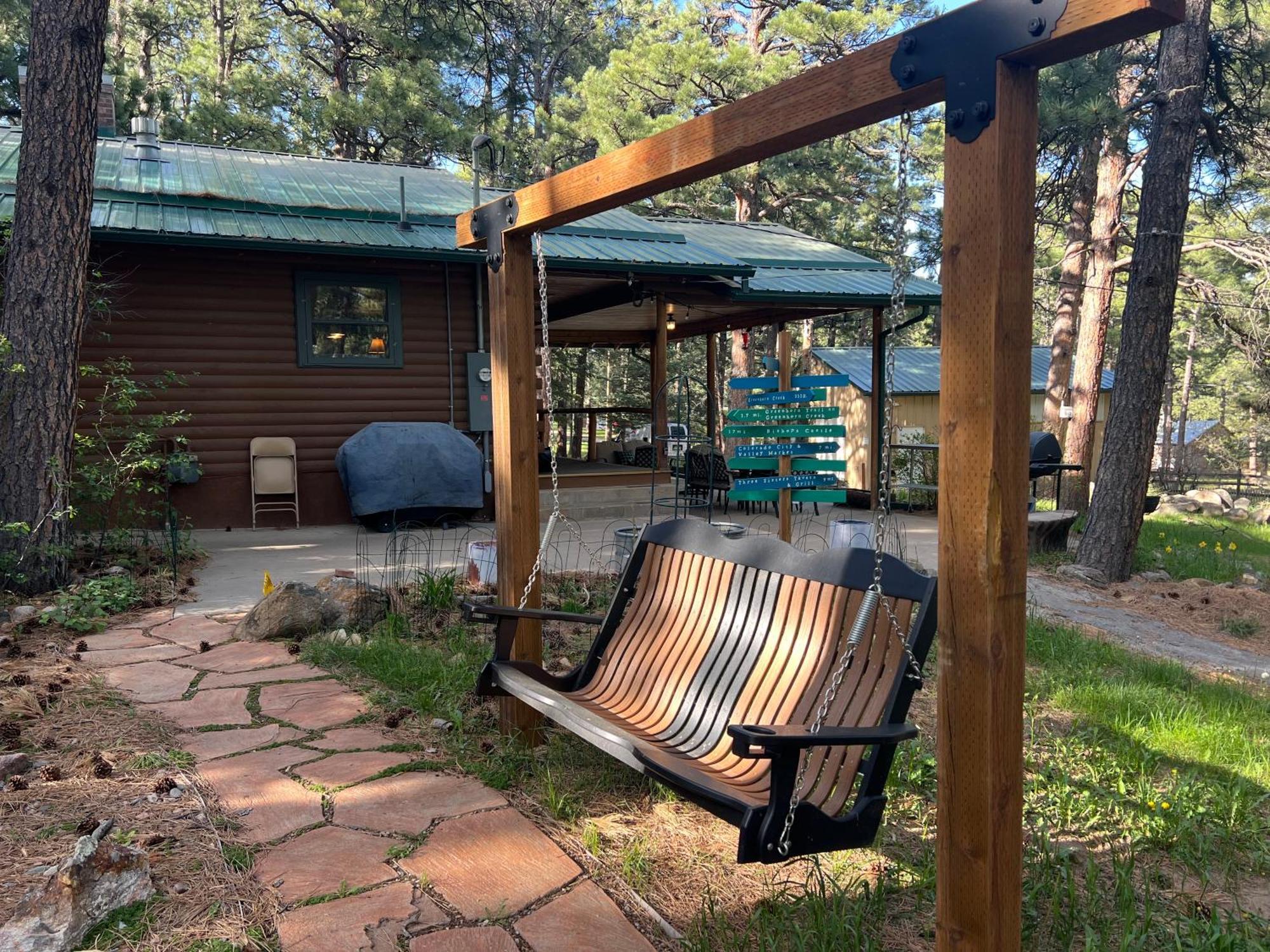 Cozy Cabin On The Creek Colorado City エクステリア 写真